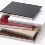 Bề Mặt High Gloss Là Gì? Giải Mã Sức Hút Của Phong Cách Bóng Loáng Cao Cấp bề mặt high gloss là gì