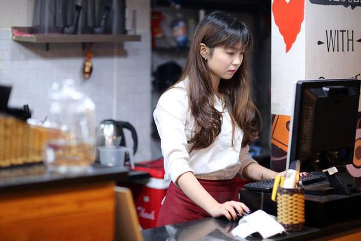 cách nhân viên thu ngân chuyên nghiệp - Hình 2