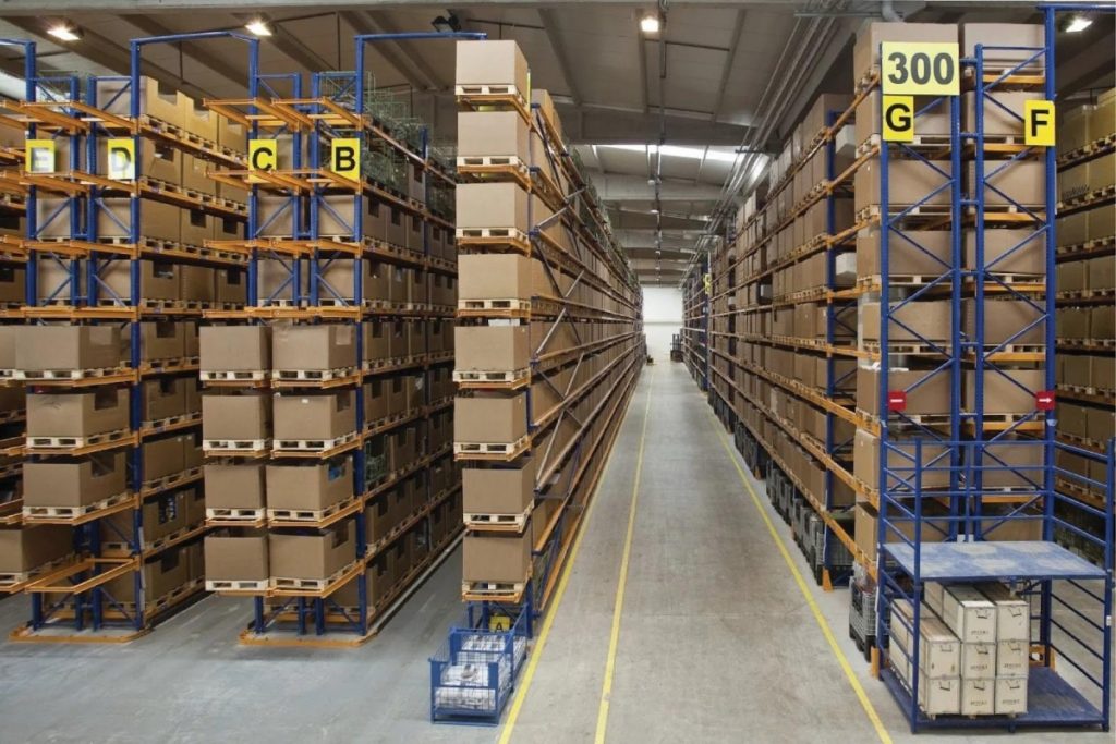 cách sắp xếp hàng hóa trên kệ - Hình 4