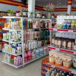 Cách trưng bày hàng hóa siêu thị mini hiệu quả: Bí quyết tăng doanh thu và trải nghiệm mua sắm cách trưng bày hàng hóa siêu thị mini