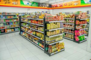 cửa hàng tạp hóa hiện đại 2025