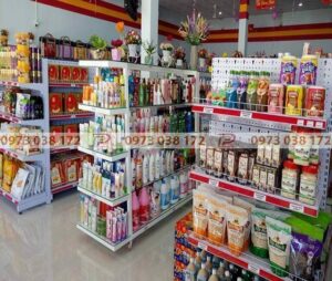 kệ góc cho siêu thị mini
