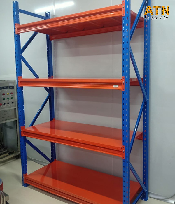 kệ sắt công nghiệp