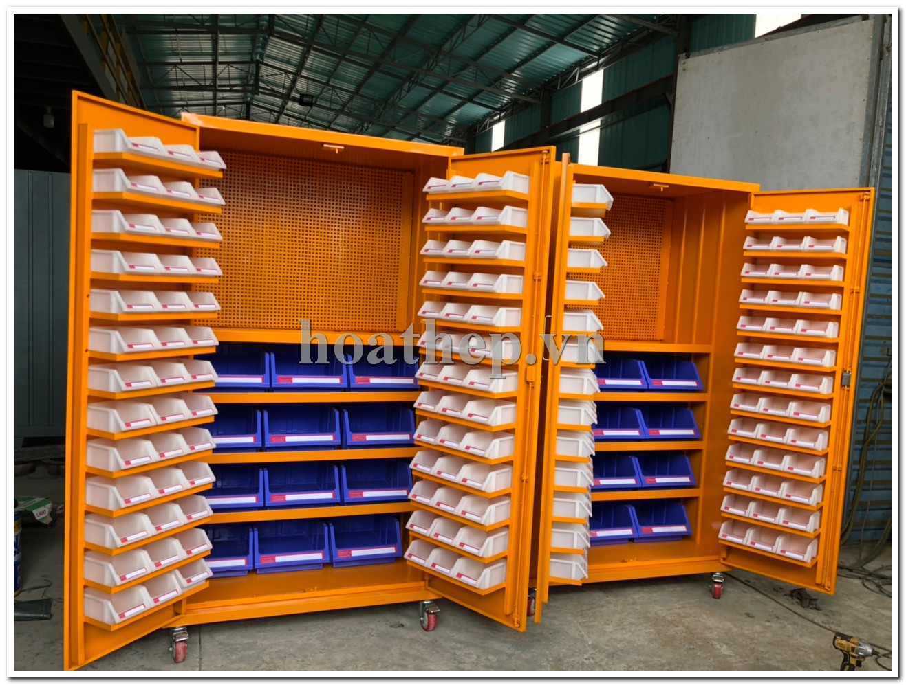 kệ sắt để dụng cụ - Hình 2