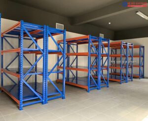 kệ sắt nhà xưởng