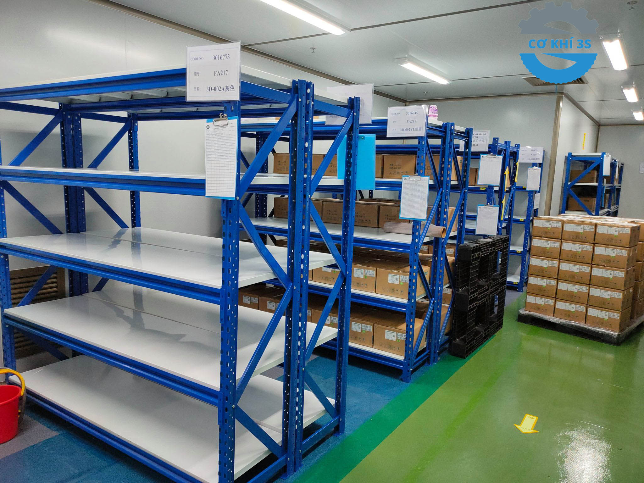 nên mua kệ sắt loại nào - Hình 3