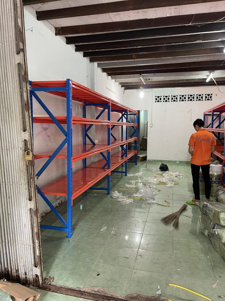 sửa chữa kệ sắt hỏng - Hình 1