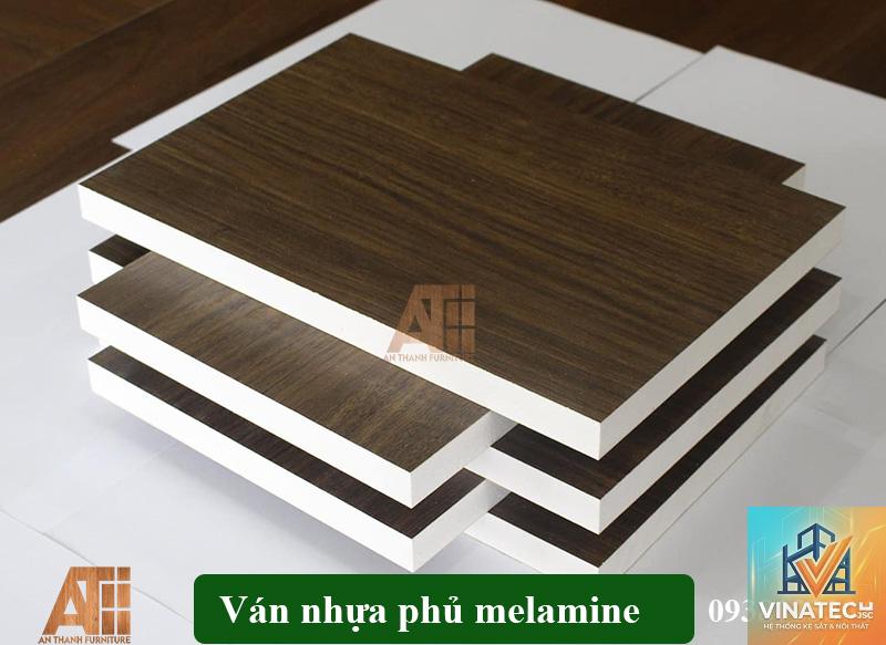 ván gỗ phủ nhựa