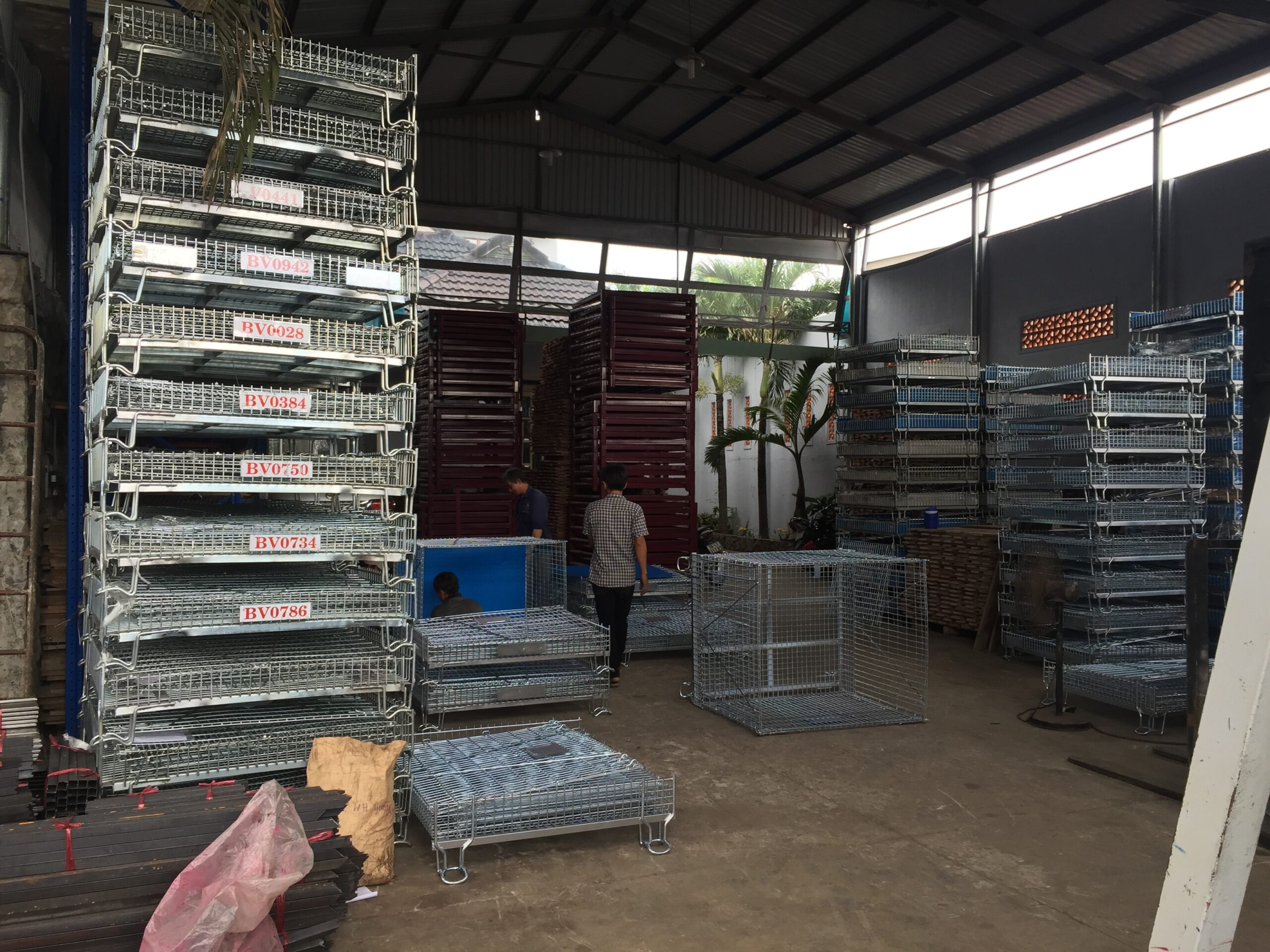 xưởng sản xuất kệ sắt - Hình 2