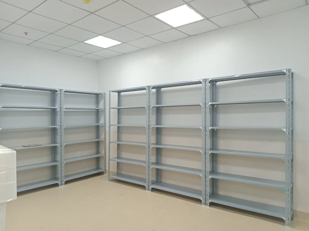 xưởng sản xuất kệ sắt - Hình 4
