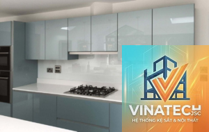 backsplash kính là gì