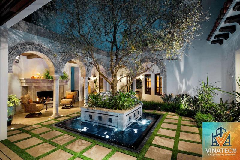 courtyard là gì