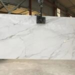 đá nung kết vs đá porcelain