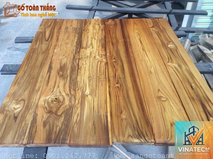 gỗ teak vs gỗ thông