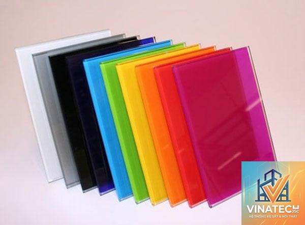 kính cường lực vs kính laminate